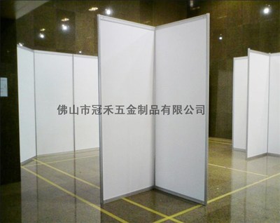 展板與美術(shù)作品展板 八棱柱屏風(fēng)展板在合肥酒店活動(dòng)中的應(yīng)用